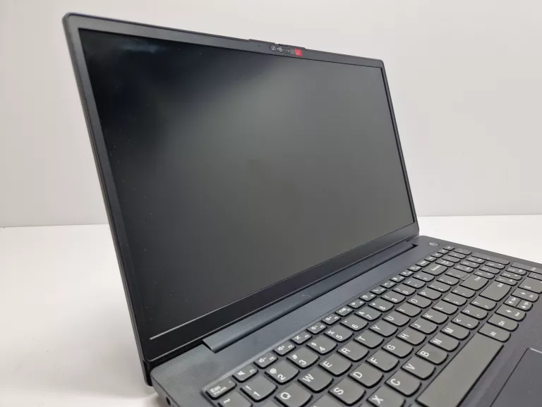 LAPTOP LENOVO V15 G3 IAP CTO INTEL I5-12GEN/16GB/512GB GWR 02.2026