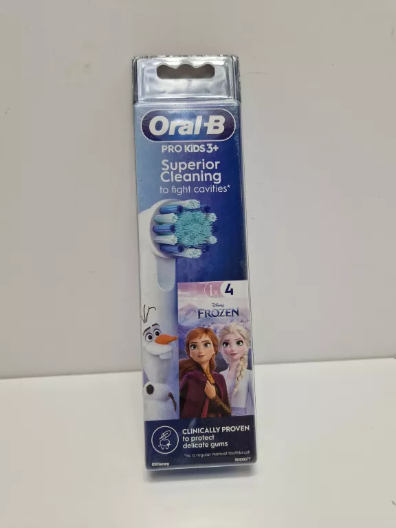 KOŃCÓWKI DO SZCZOTECZKI  ORAL-B KIDS FROZEN KRAINA LODU 4 SZTUKI