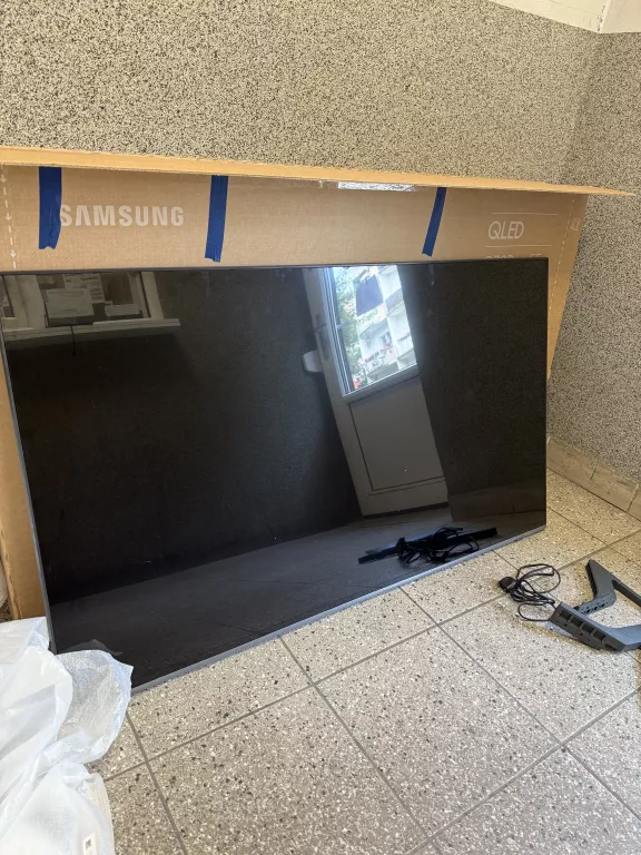 TELEWIZOR QLED SAMSUNG QE55Q77DAT 55 CALI 4K UHD