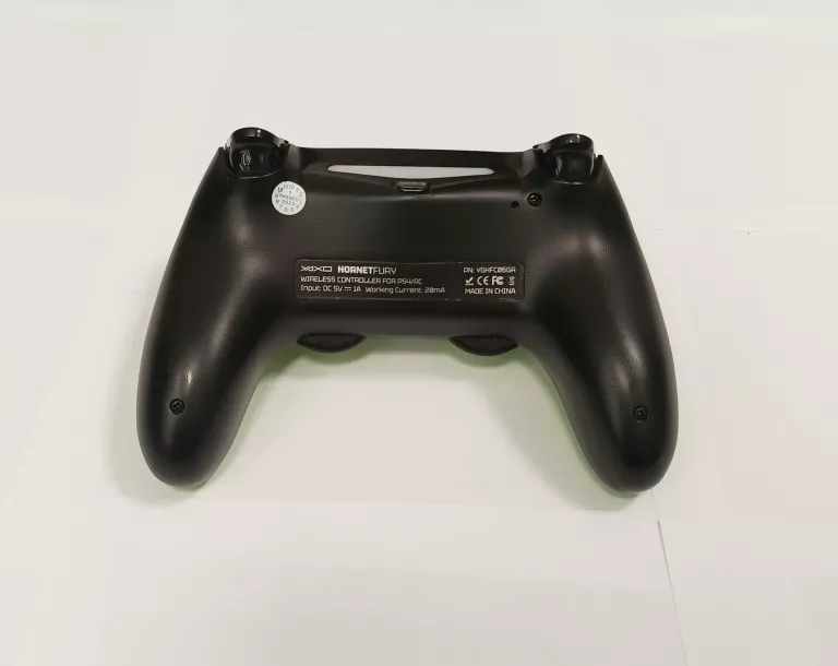 KONSOLA SONY PS4 CUH-2216A 500 GB KOMPLET