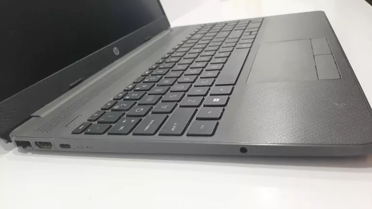 laptop-hp-255-g8-kod-producenta-kbmobhp-not3660