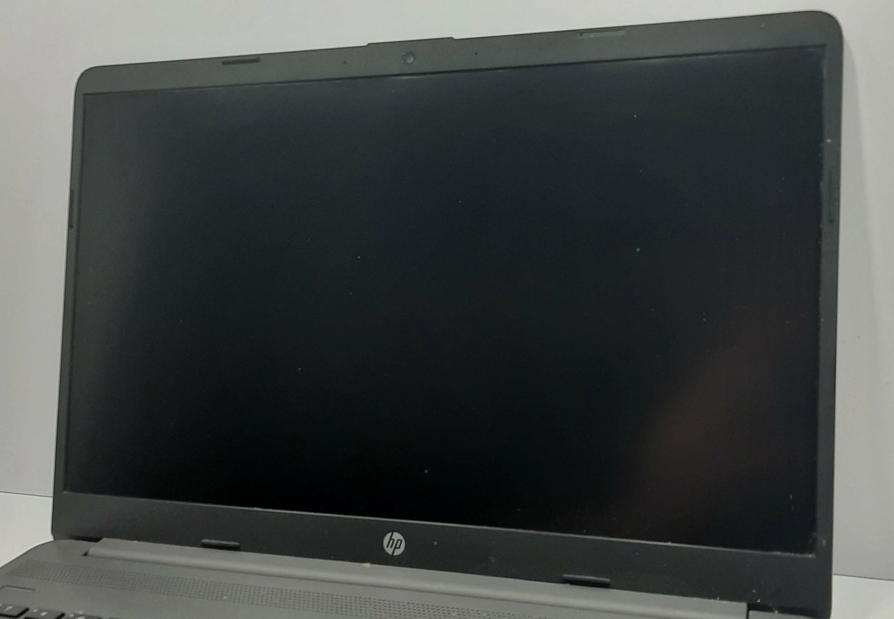 laptop-hp-255-g8-seria-procesora-4366-190