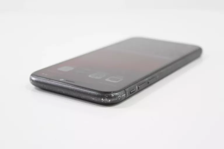 telefon-apple-iphone-11-464gb-wbudowana-pamiec-202869-214193