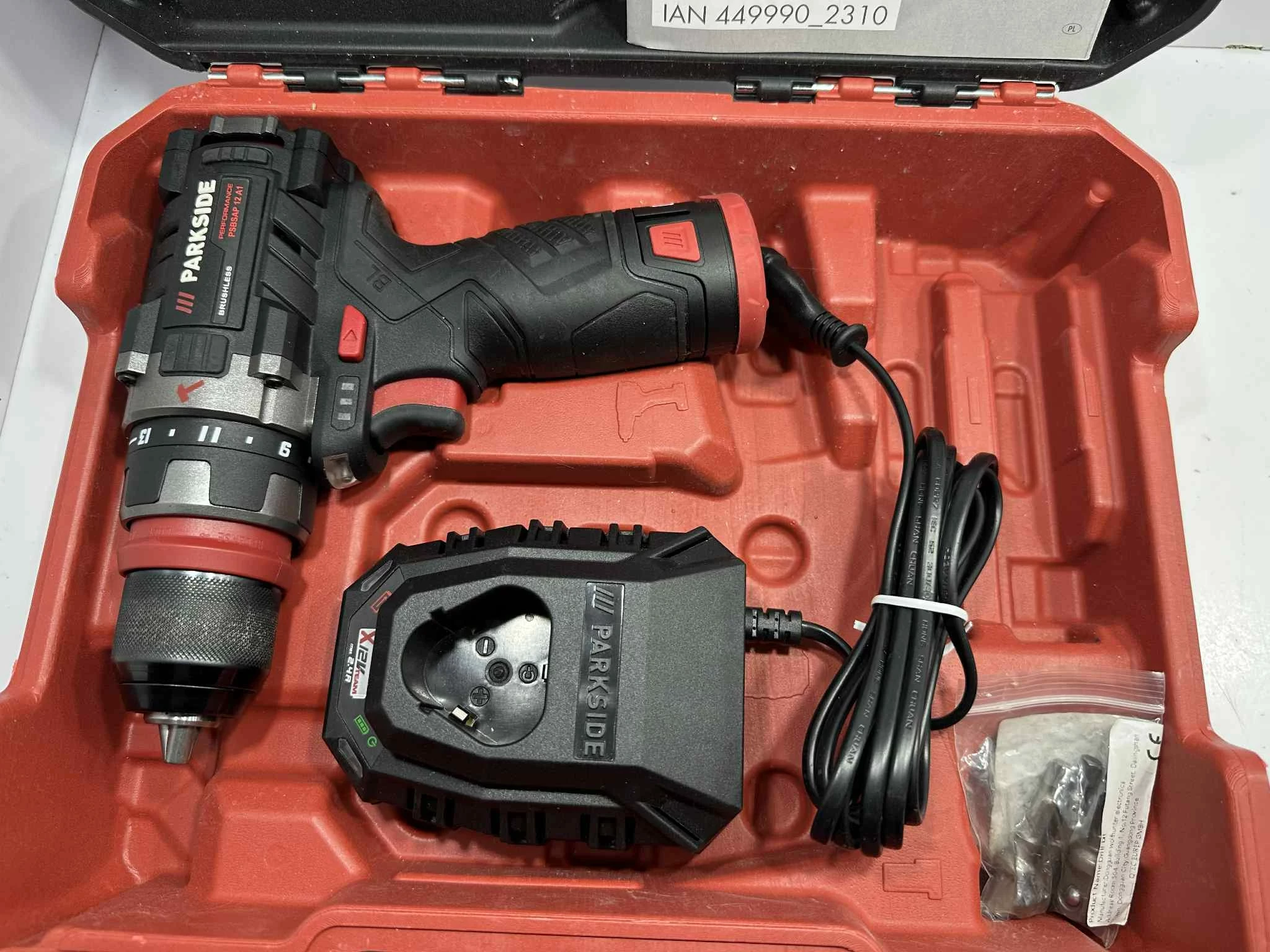 akumulatorowa-wiertarko-wkretarka-parkside-psbsap-12-a1-typ-uchwytu-129629-1