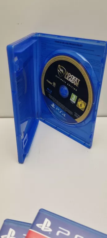 ROCKET LEAGUE ULTIMATE EDITION PS4