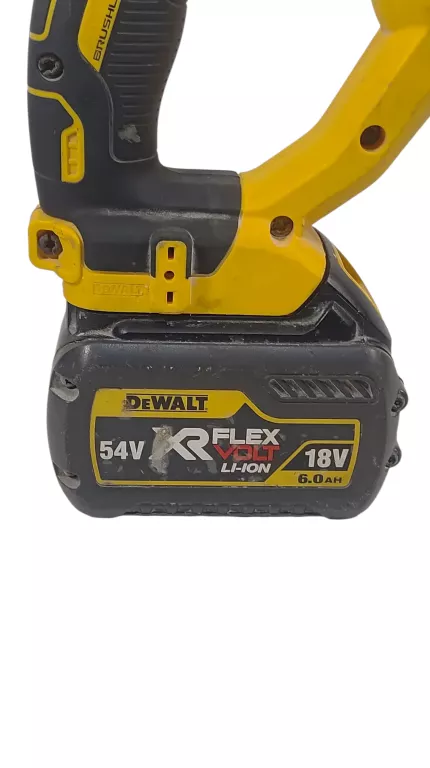MŁOTOWIERTARKA DEWALT DCH 033