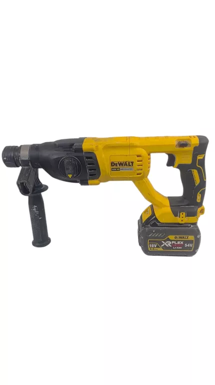 MŁOTOWIERTARKA DEWALT DCH 033