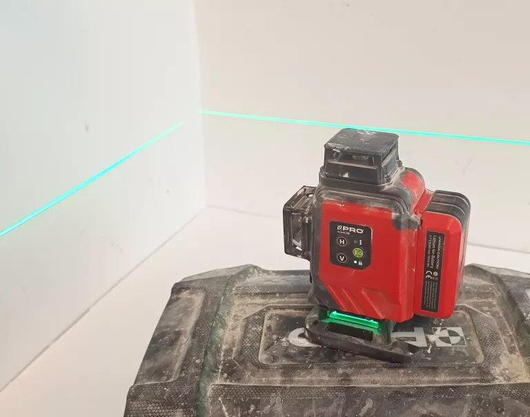 LASER KRZYŻOWY PRO LK-360.3DG