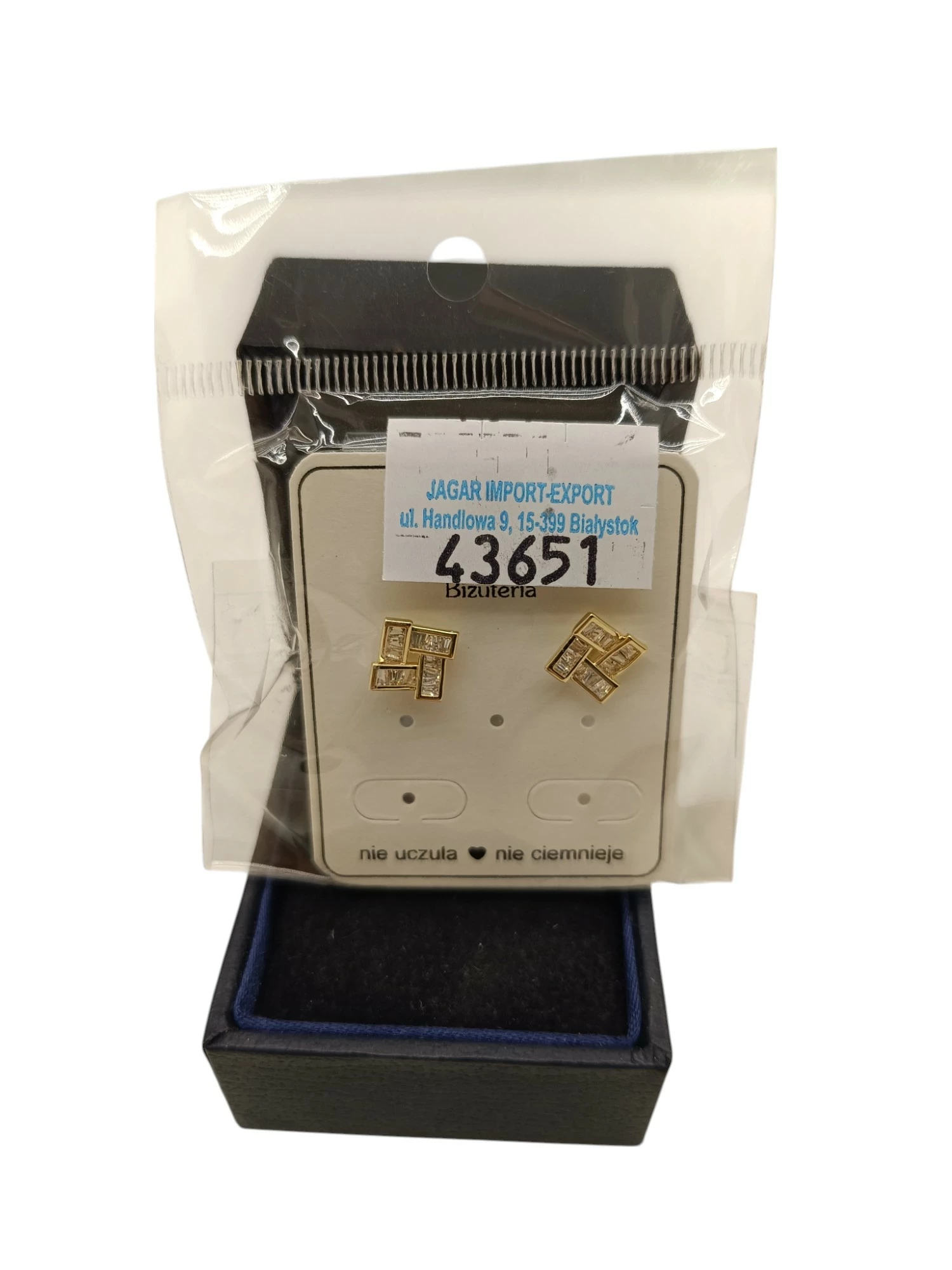 slczne-kolczyki-z-cyrkoniami-stal-chirurgiczna-43651-ean-gtin-5904094084395