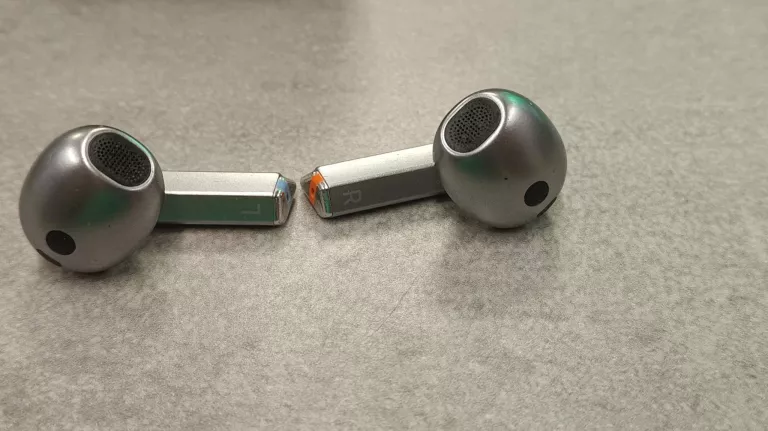 SŁUCHAWKI SAMSUNG GALAXY BUDS3