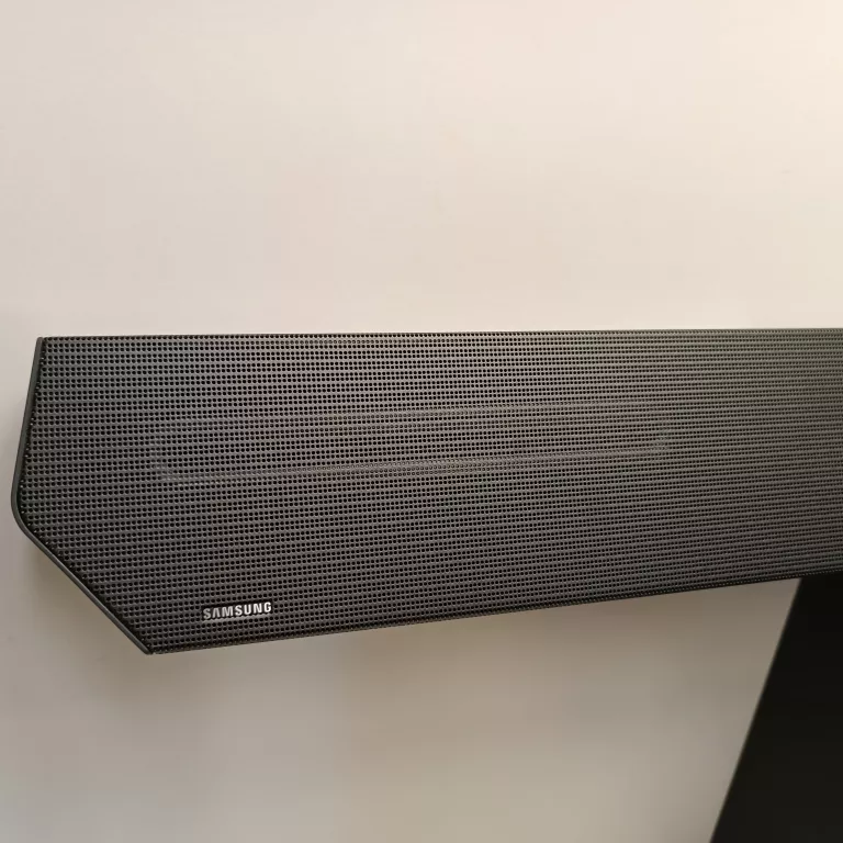 SOUNDBAR SAMSUNG HW-Q600C/EN 3.1.2 200 W CZARNY BRAK PILOTA