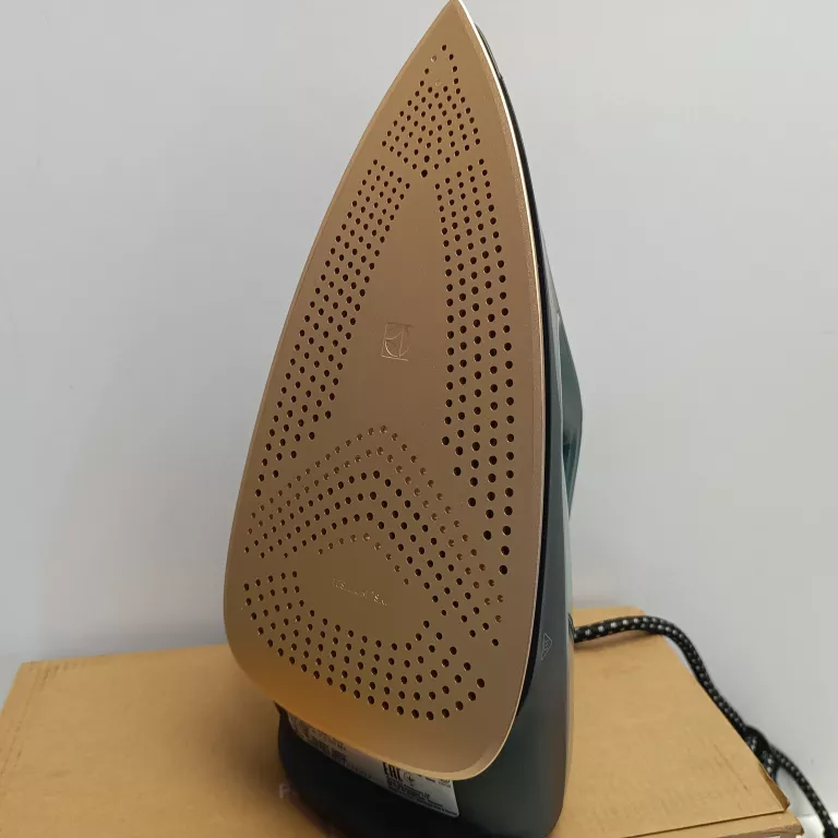 ŻELAZKO ELECTROLUX RENEW 800 E8SI2-8OG