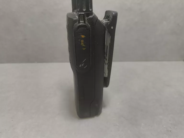RADIOTELEFON MOTOROLA R2 UHF