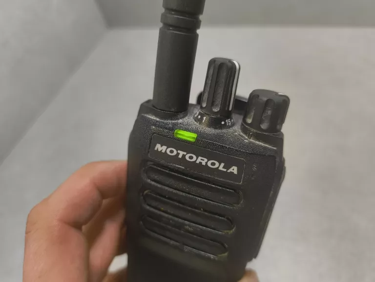RADIOTELEFON MOTOROLA R2 UHF