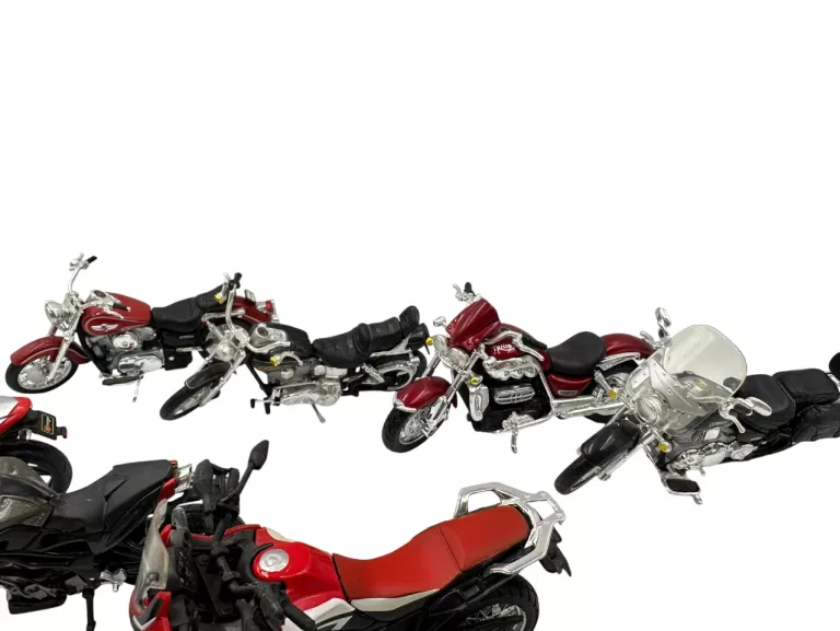 MODELE MOTOCYKLI 1:18 MIX 9ZŁ/SZTUKA