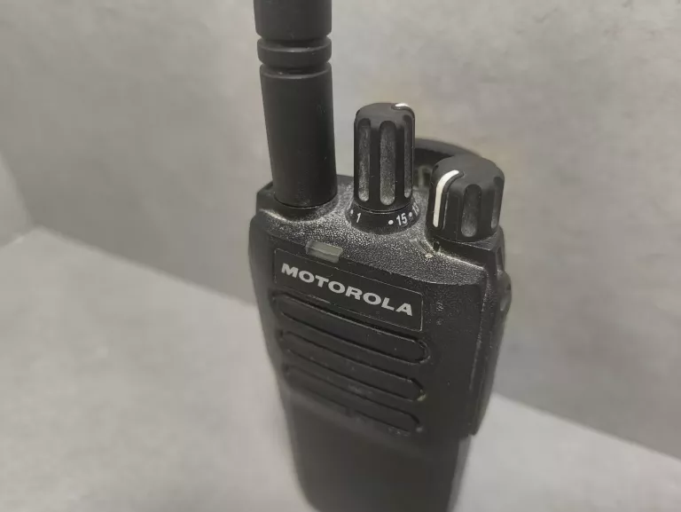 RADIOTELEFON MOTOROLA R2 UHF
