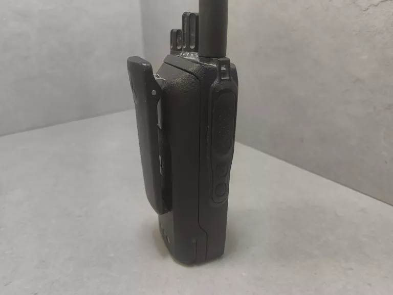 RADIOTELEFON MOTOROLA R2 UHF