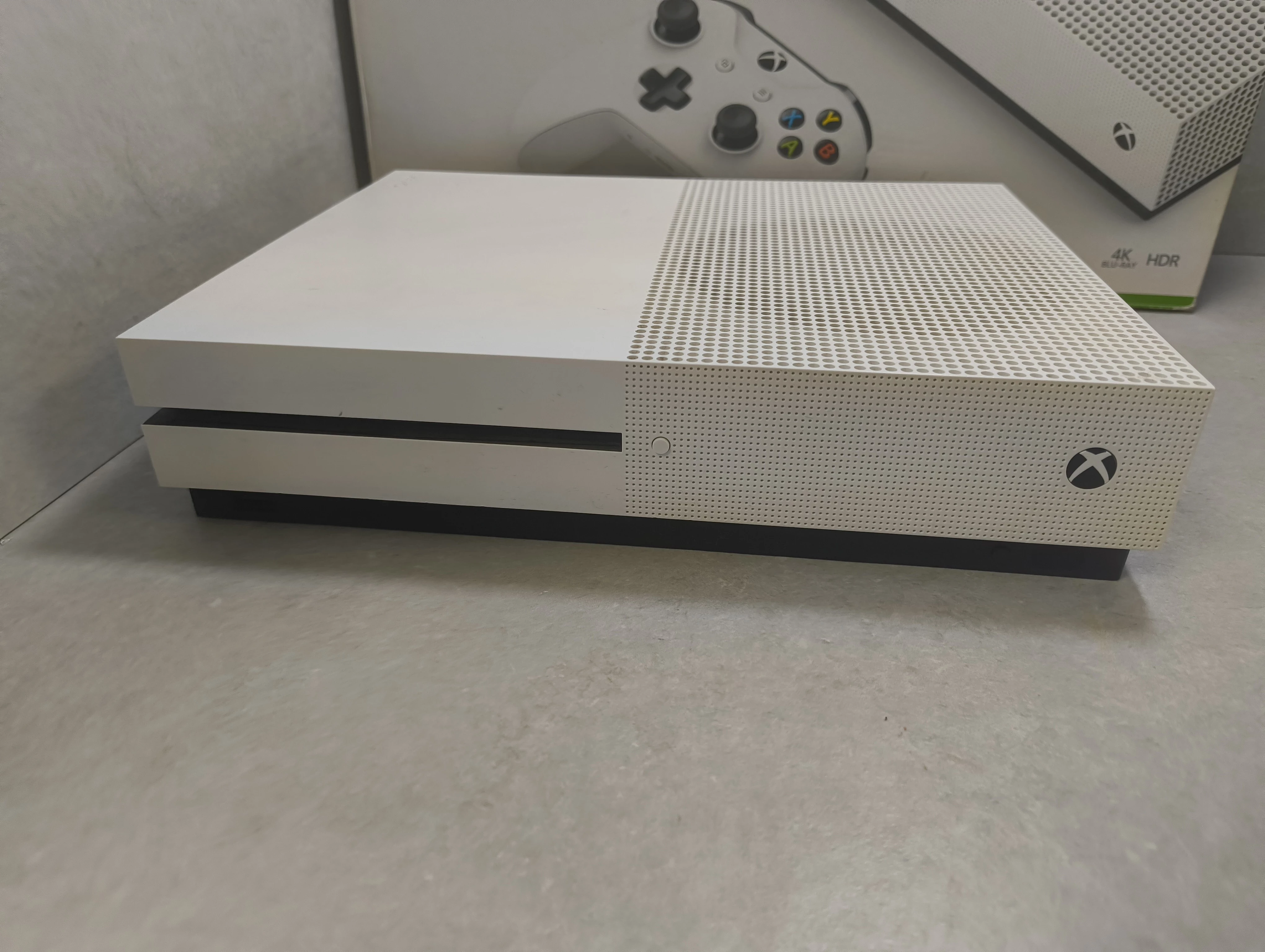 konsola-xbox-one-s-1tb-pud-dysk-wbudowana-pamiec-5179-352249