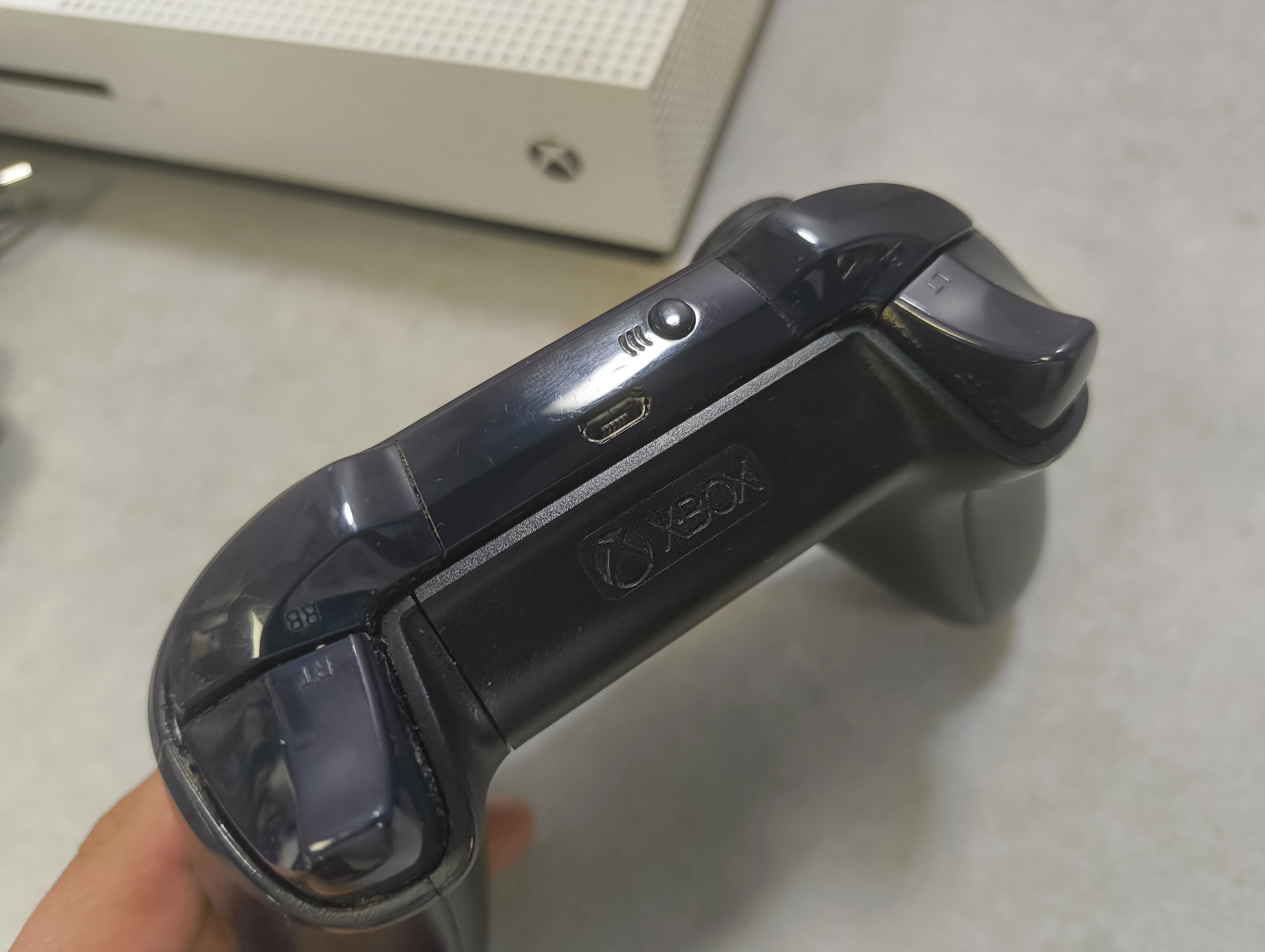 konsola-xbox-one-s-1tb-pud-ean-gtin-0010912100316