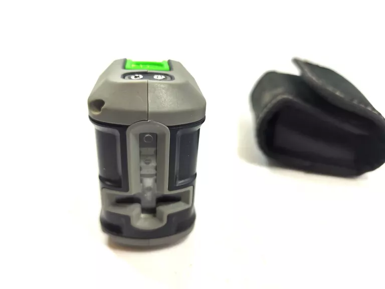 POZIOMICA LASEROWA NITEO + ETUI CZARNE