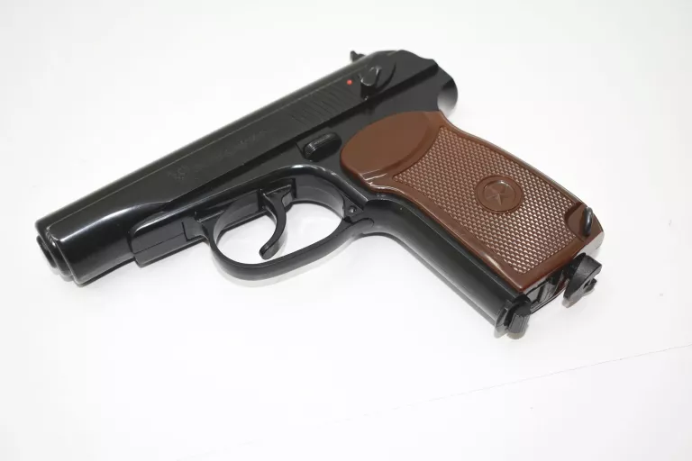 WIATRÓWKA CO2 UMAREX MAKAROV