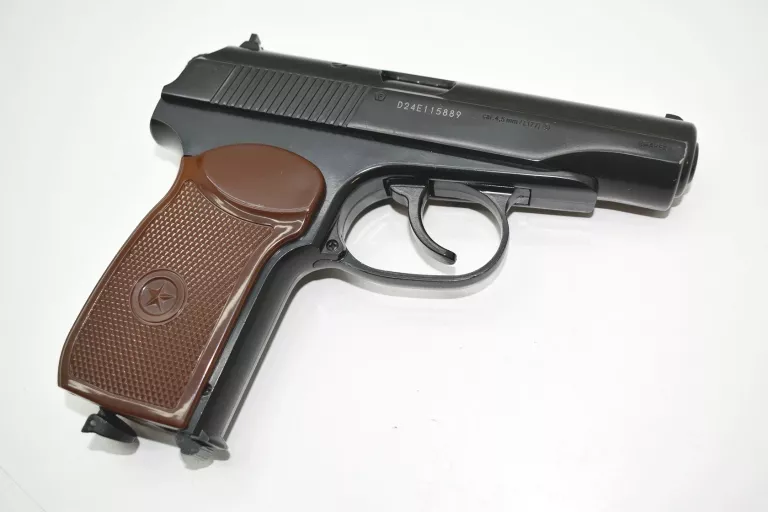 WIATRÓWKA CO2 UMAREX MAKAROV