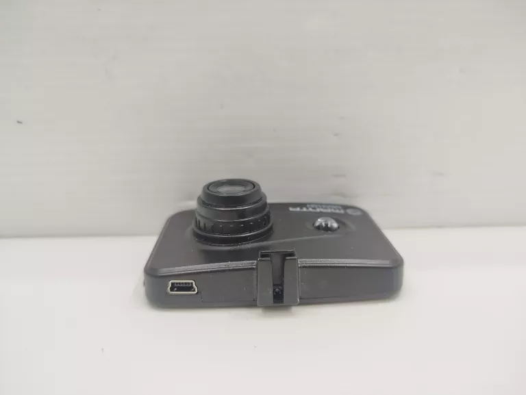 KAMERKA SAMOCHODOWA MANTA MM310H