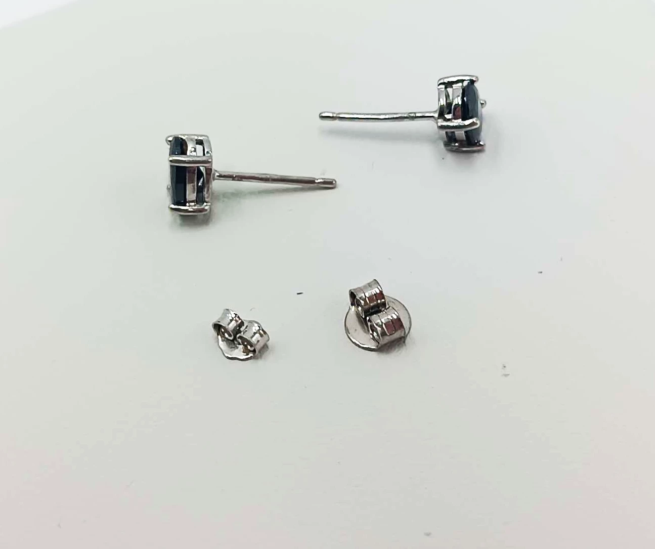 kolczyki-z-czarnym-okiem-p925-125g-1cm-kilinskiego-1-golub-dobrzyn