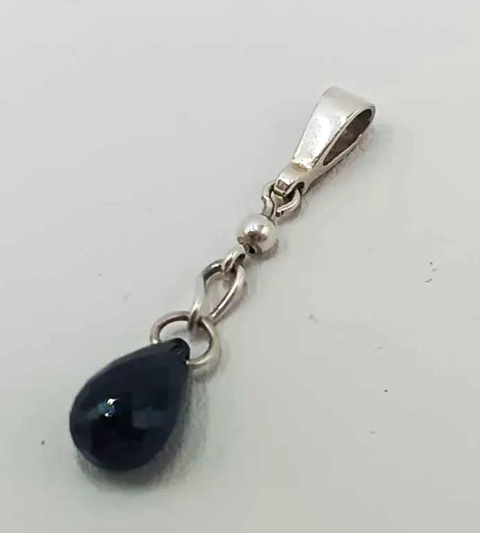 ZAWIESZKA Z CZARNYM KAMIENIEM P.925 2,35G 3,5CM