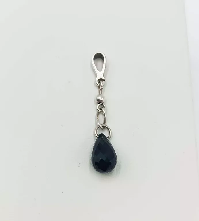 ZAWIESZKA Z CZARNYM KAMIENIEM P.925 2,35G 3,5CM