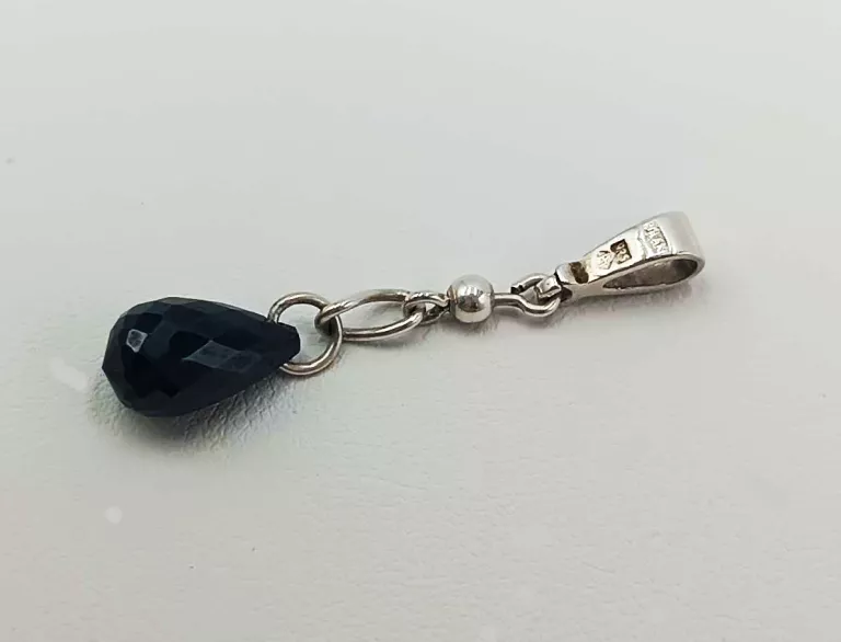 ZAWIESZKA Z CZARNYM KAMIENIEM P.925 2,35G 3,5CM