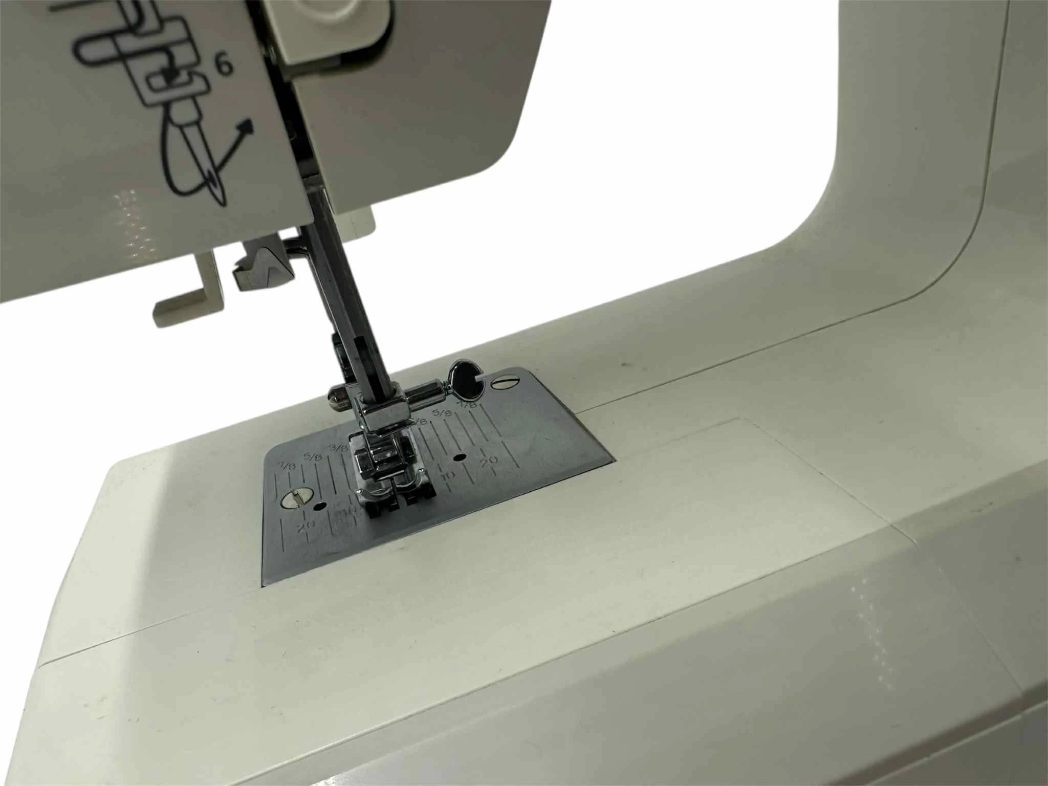 maszyna-do-szycia-redstar-10s-kolor-dominujacy-129357-2