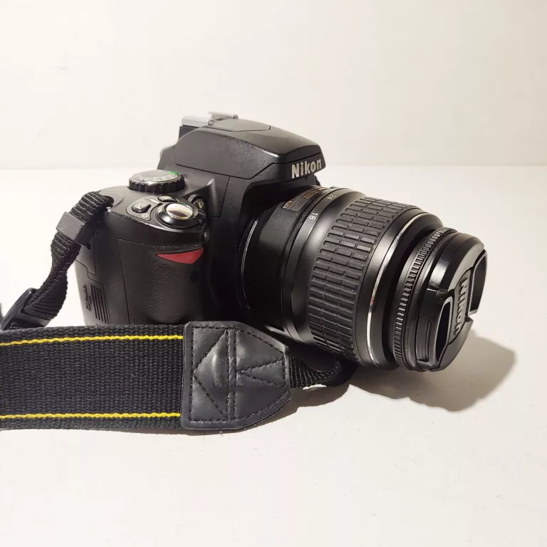 APARAT NIKON D40