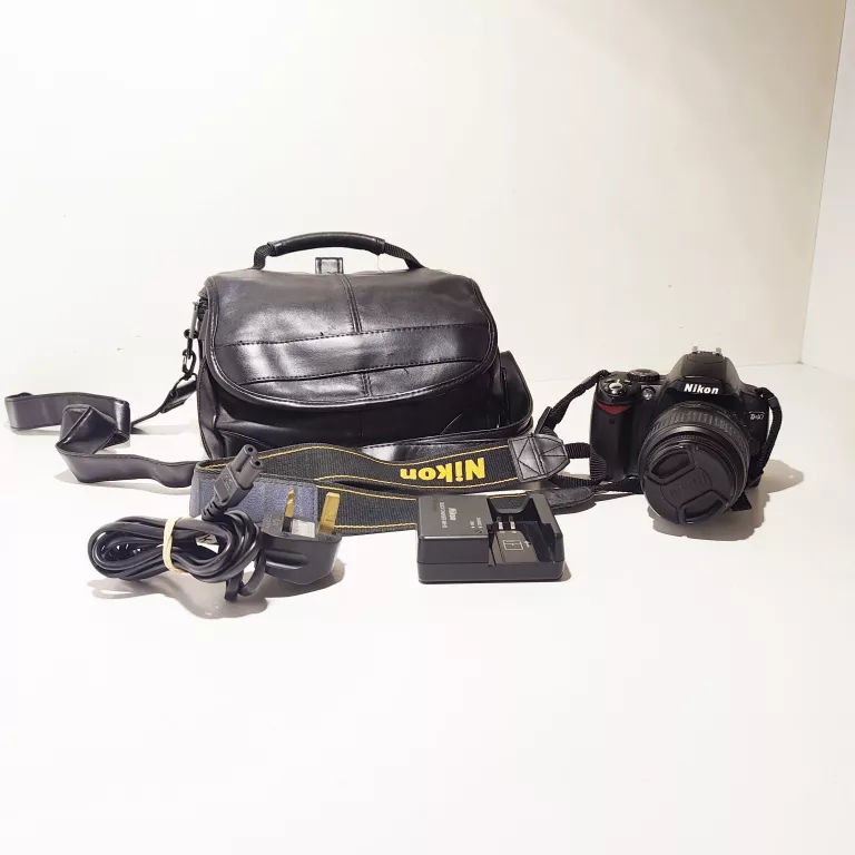APARAT NIKON D40