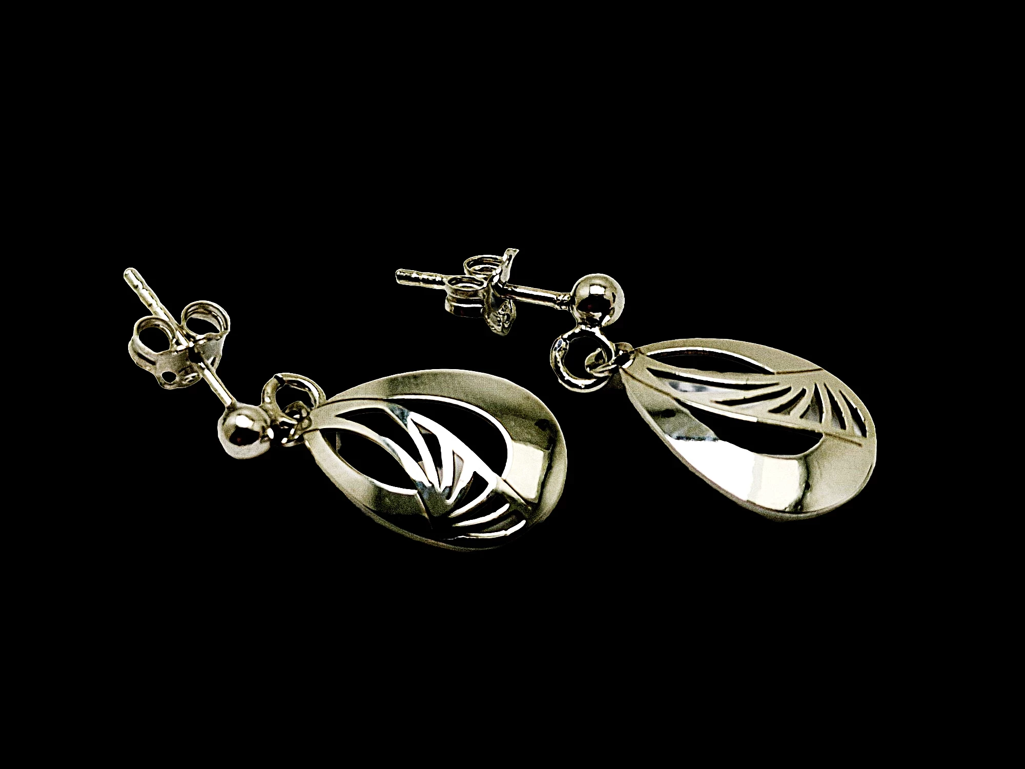 eleganckie-srebrne-kolczyki-14g-925-1-maja-10-knurow-sj