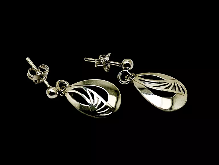 eleganckie-srebrne-kolczyki-14g-925-1-maja-10-knurow-sj