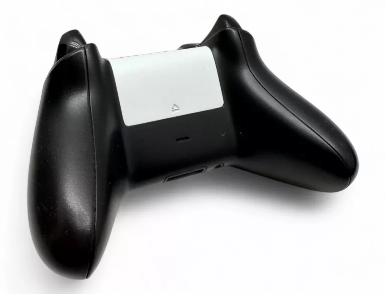 KONSOLA XBOX ONE 1 TB Z PADEM