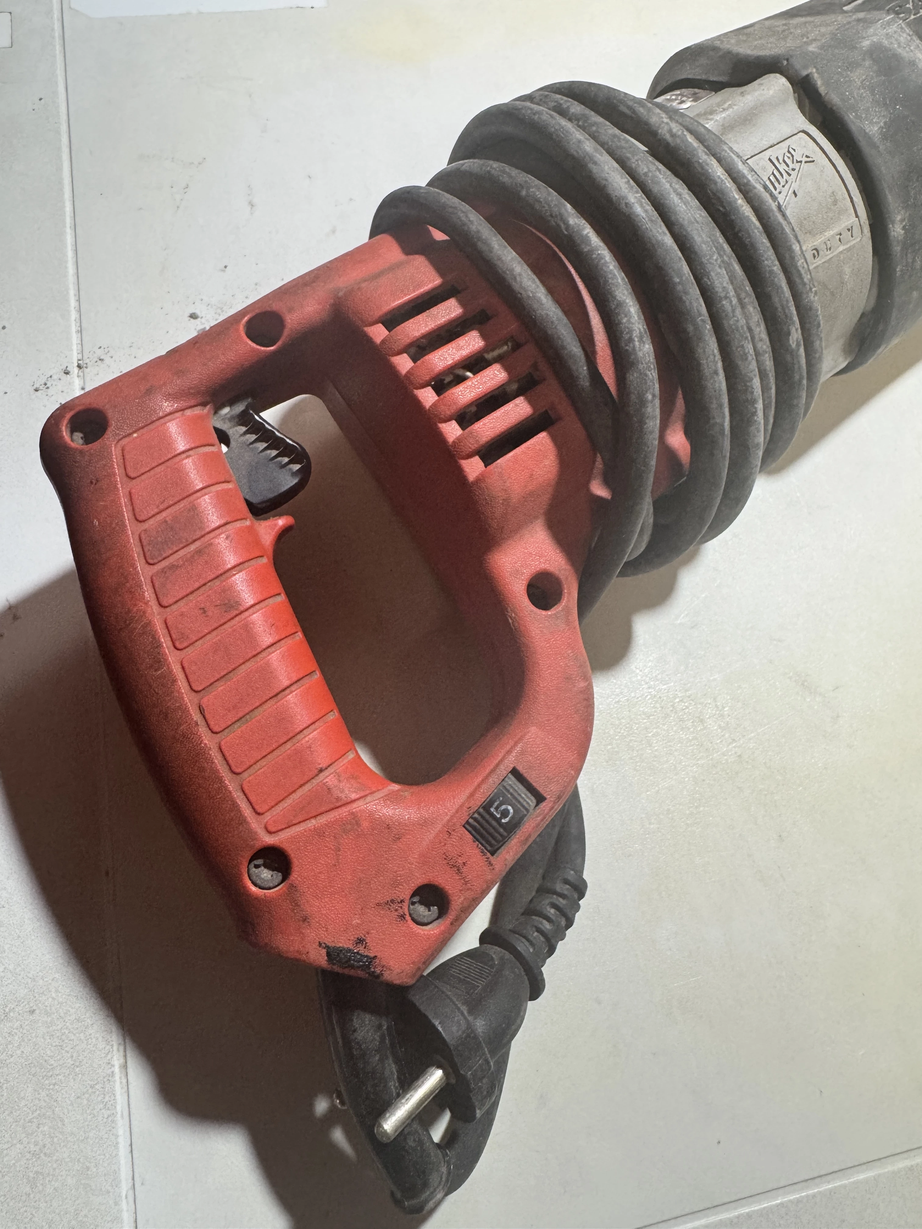 pila-szablasta-milwaukee-sse-1000-sq-stan-11323-2