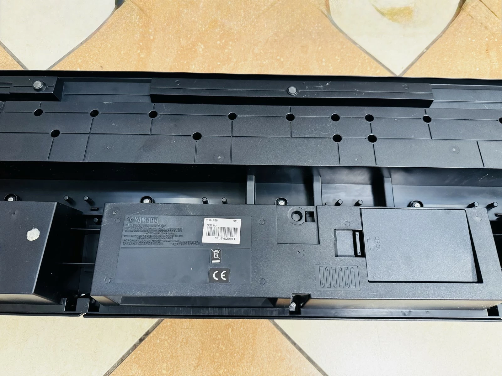 keyboard-yamaha-psr-f50-liczba-klawiszy-61