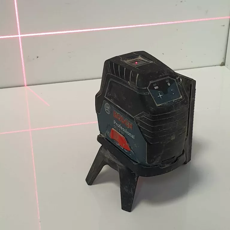 LASER KRZYŻOWY BOSCH GCL 2-15