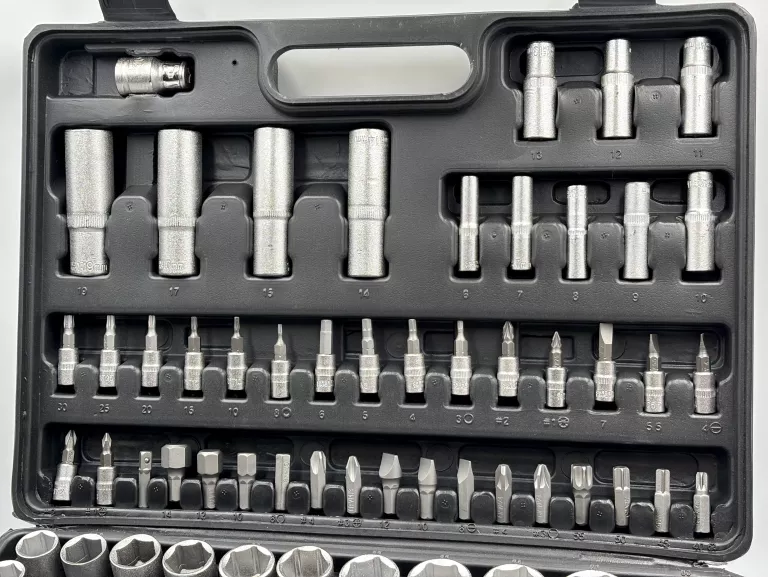 ZESTAW KLUCZY NASADOWYCH 94 ELEMENTY 1/4" 1/2" HEIDMANN WALIZKA CRV