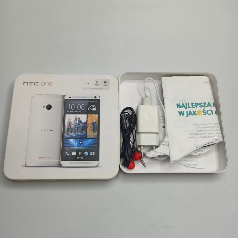 TELEFON HTC ONE M7 / KOMPLET