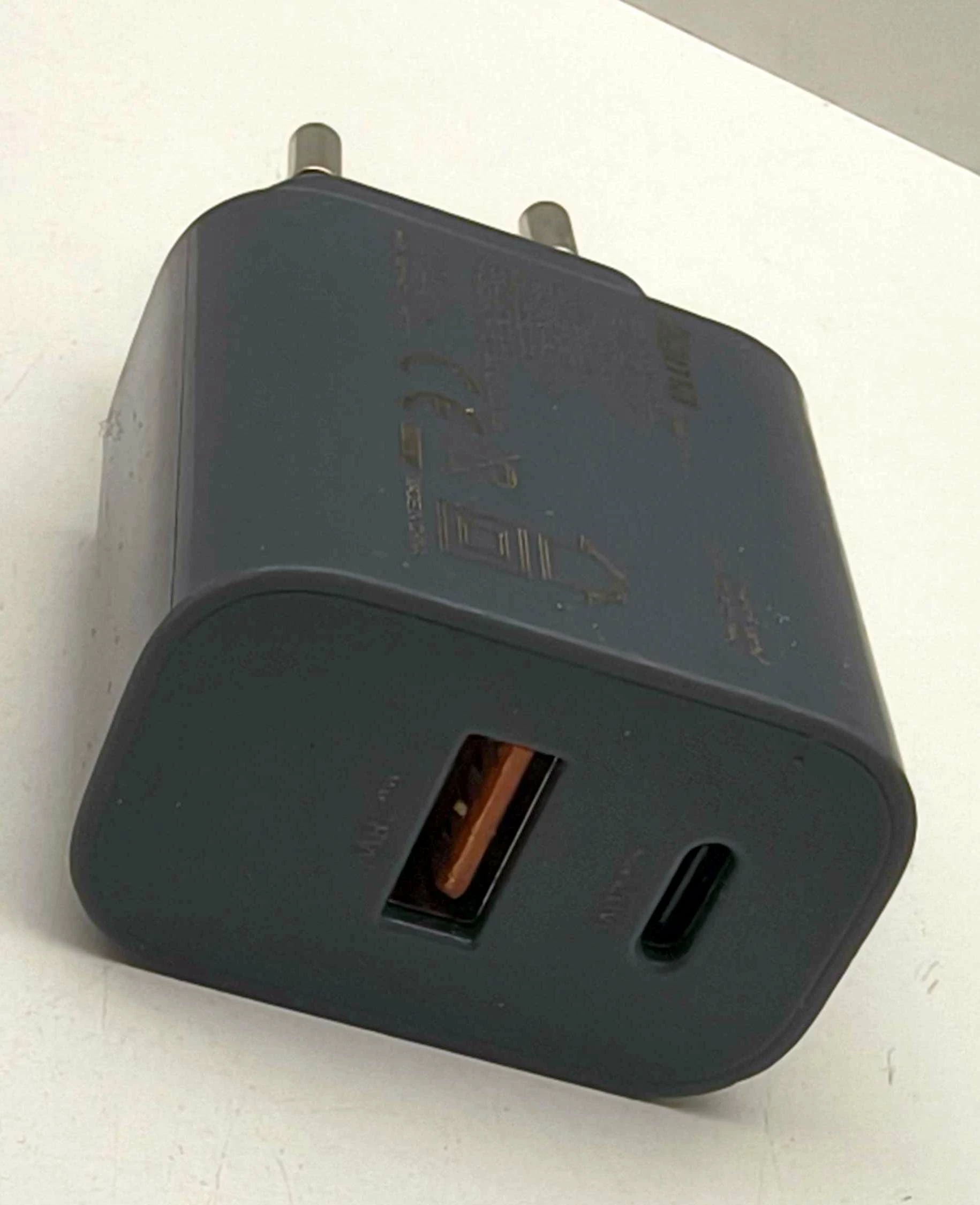 ladowarka-hama-hama-ecosential-20w-pd-1x-usb-c-1x-usb-a-ean-gtin-4007249864413