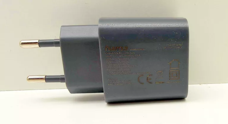 ŁADOWARKA HAMA HAMA ECOSENTIAL 20W PD 1X USB-C, 1X USB-A