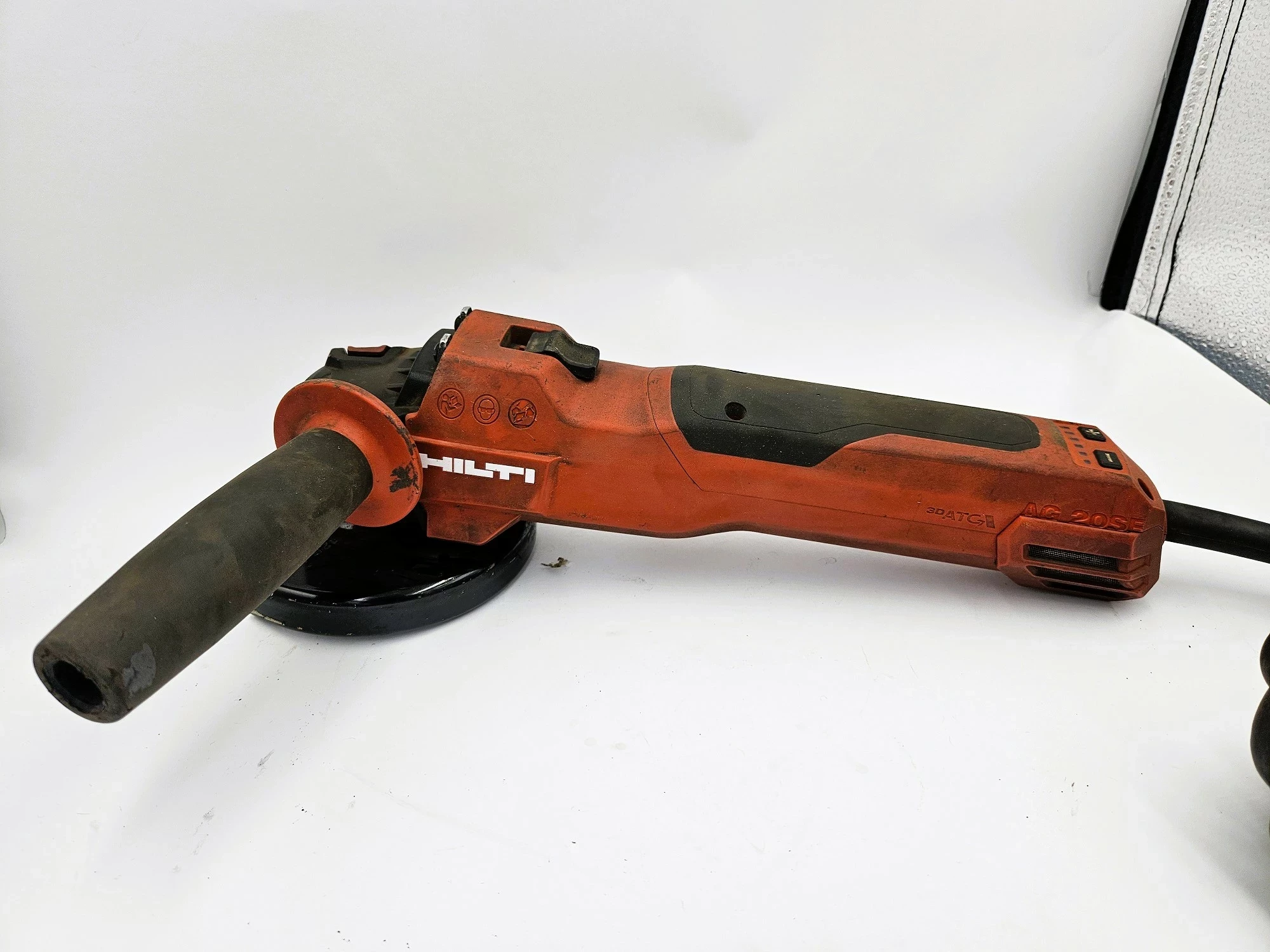 szlifierka-katowa-hilti-ag-125-20se-112024-saturna-41-glogow