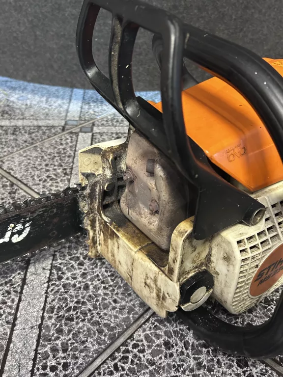 PIŁA ŁAŃCUCHOWA SPALINOWA STIHL MS230 2002R