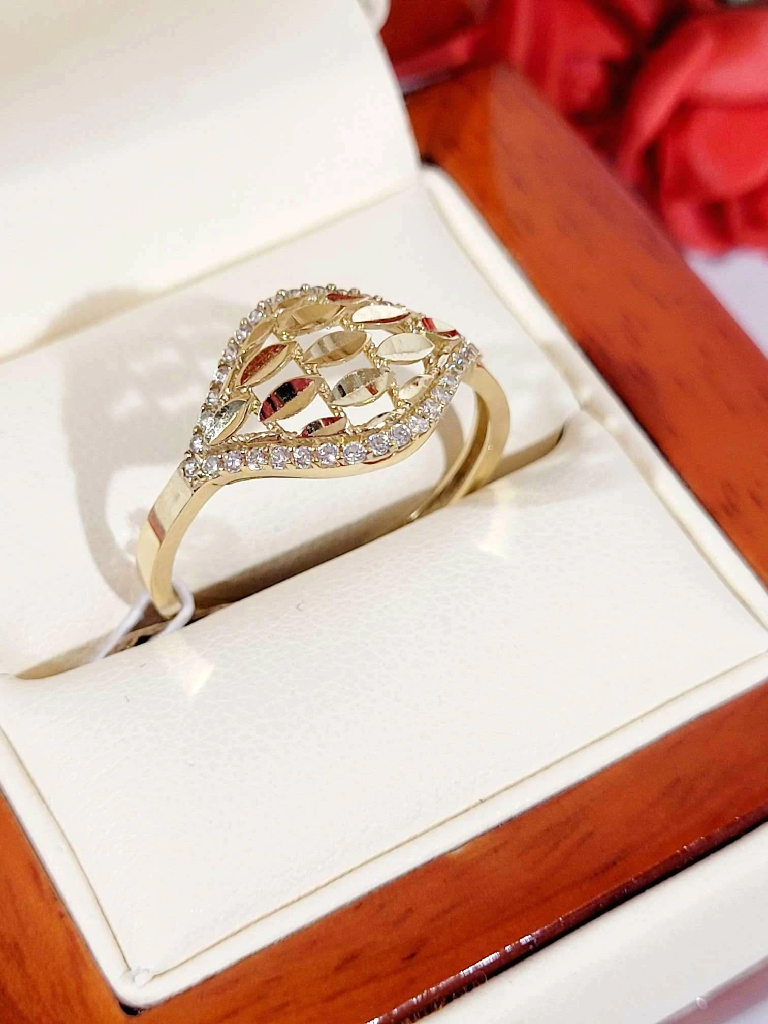 piekny-zloty-pierscionek-pr585-rodzaj-2205-2