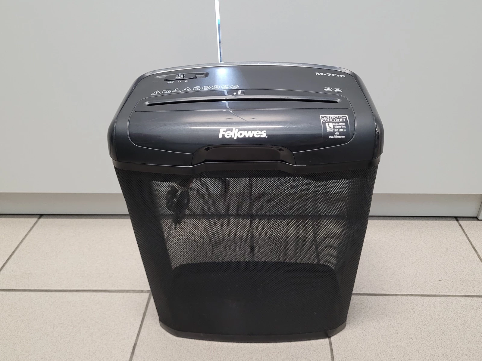 niszczarka-fellowes-m7cm-13-l-p-4-scinki-auto-startstop-fun-cofania-ean-gtin-0043859728510