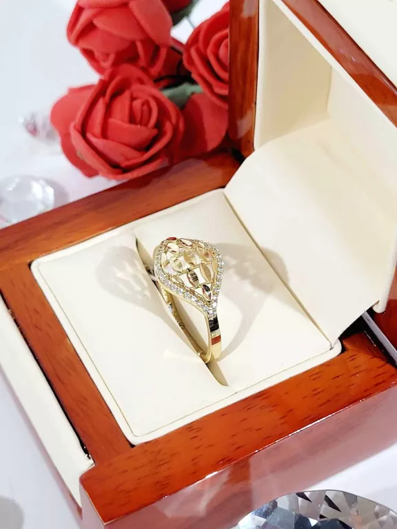 piekny-zloty-pierscionek-pr585-material-15835-2