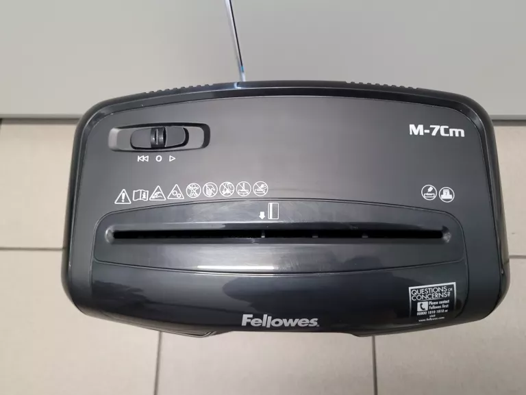 niszczarka-fellowes-m7cm-13-l-p-4-scinki-auto-startstop-fun-cofania-stan-11323-2